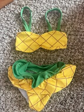 Pineapple bikini for dog. Size xs